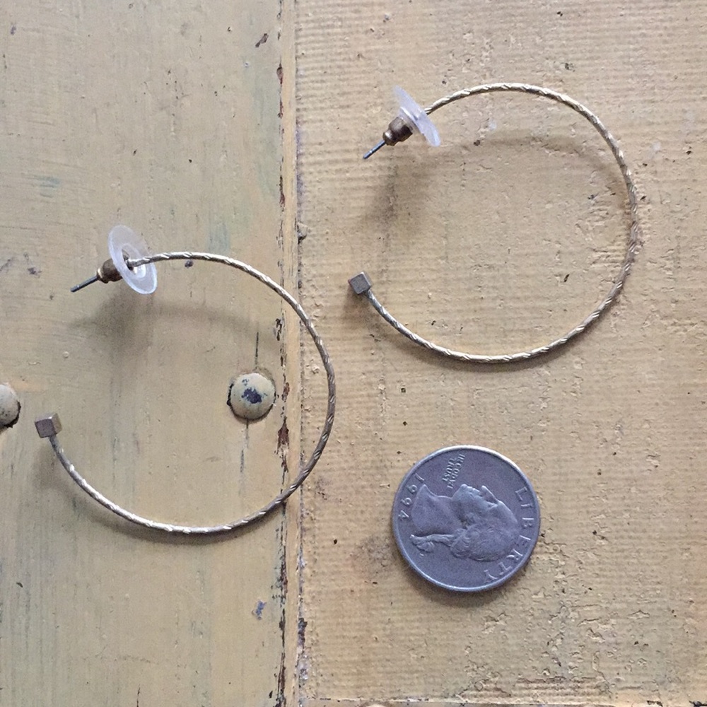 ANTHROPOLOGIE HOOP EARRINGS BOHO DAINTY THIN TEXTURED BRUSHED GOLD HOOPS